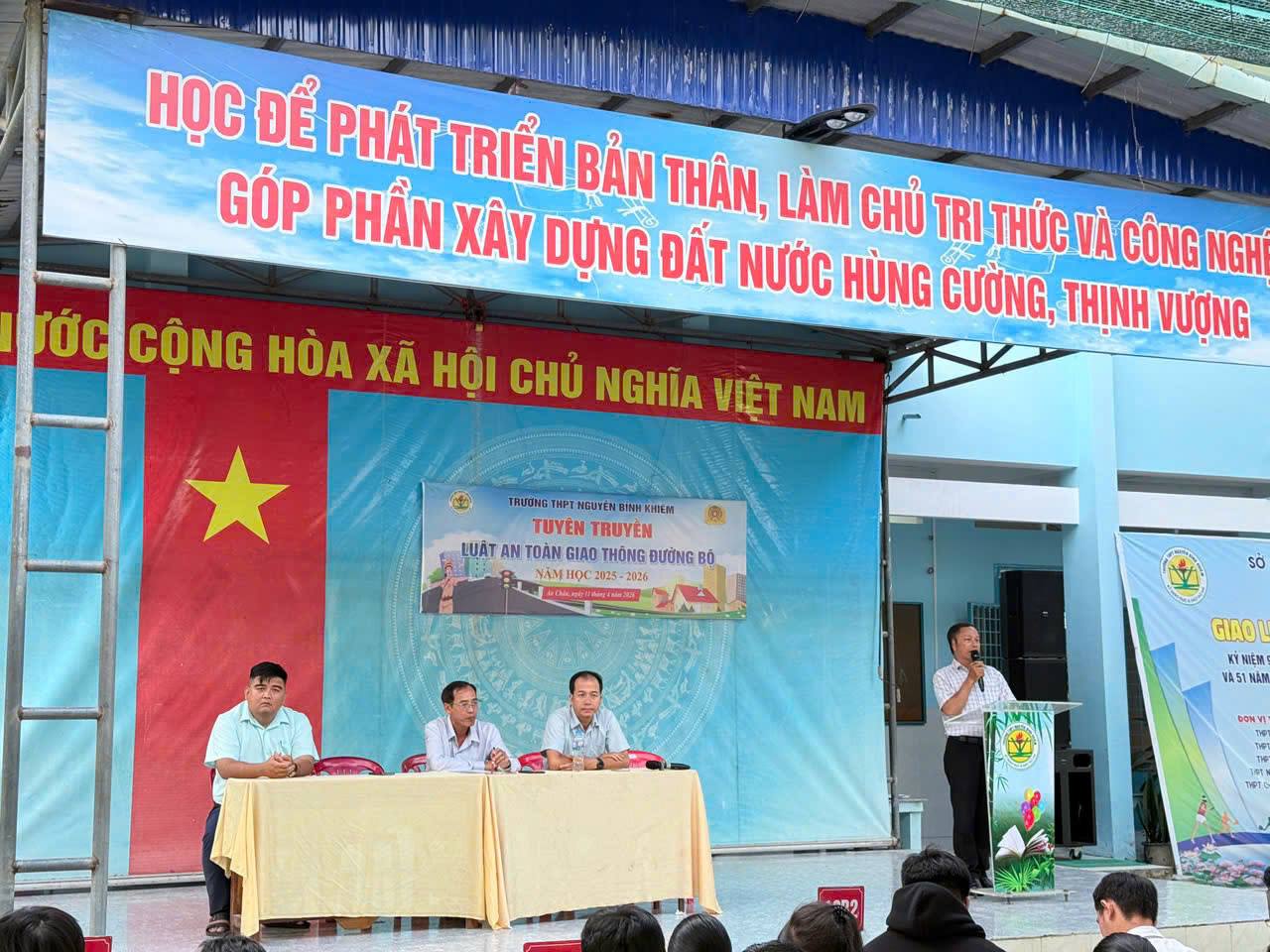 anh tin bai